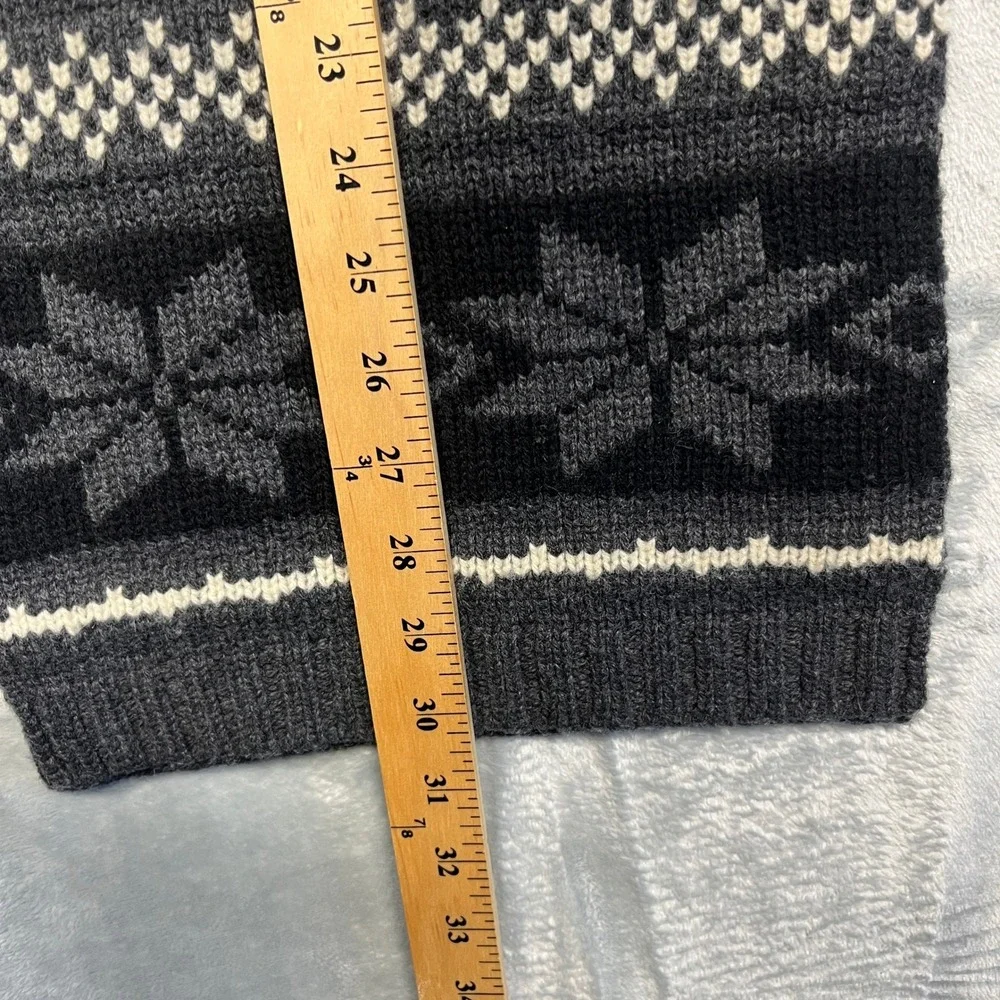 Vintage Y2K Gap Scarf Gray Lambswool Fair Isle Snowflake Knit Winter Accessory